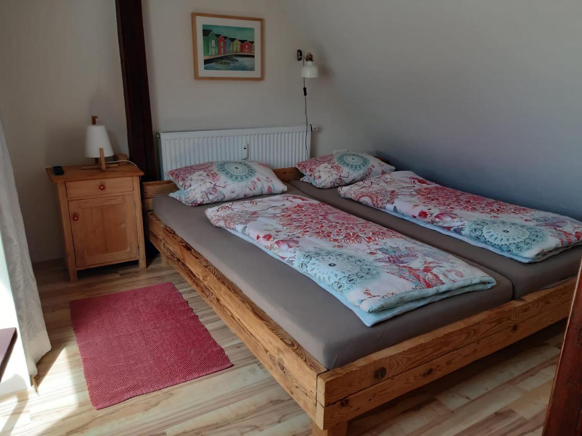 Giebelzimmer Mit Weinbergblick Stetten  Luaran gambar
